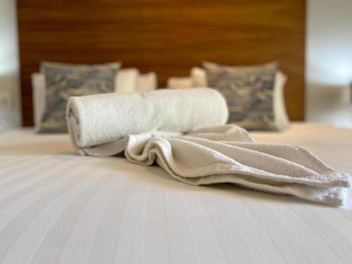 Big Studio At Kaab By The Beach With Roof Top Pool, Sauna And Jacuzzi Near Paseo Del Carmen Mall Плая дел Кармен Екстериор снимка