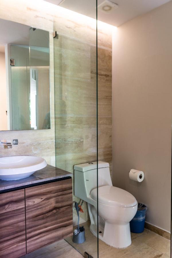 Big Studio At Kaab By The Beach With Roof Top Pool, Sauna And Jacuzzi Near Paseo Del Carmen Mall Плая дел Кармен Екстериор снимка