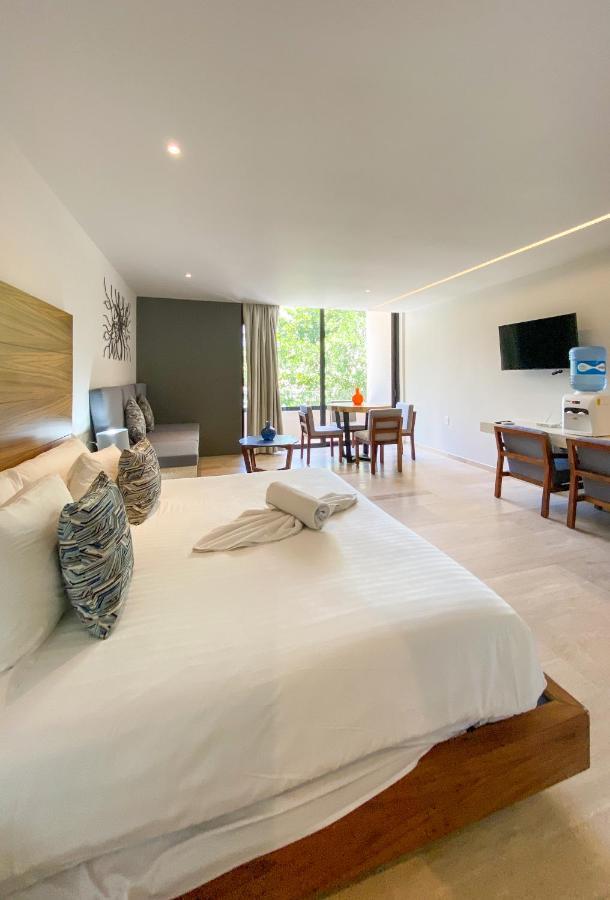 Big Studio At Kaab By The Beach With Roof Top Pool, Sauna And Jacuzzi Near Paseo Del Carmen Mall Плая дел Кармен Екстериор снимка