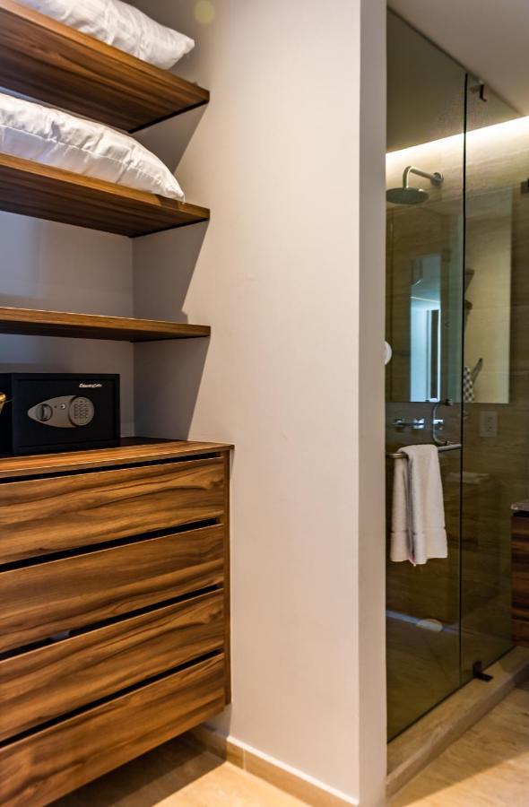 Big Studio At Kaab By The Beach With Roof Top Pool, Sauna And Jacuzzi Near Paseo Del Carmen Mall Плая дел Кармен Екстериор снимка